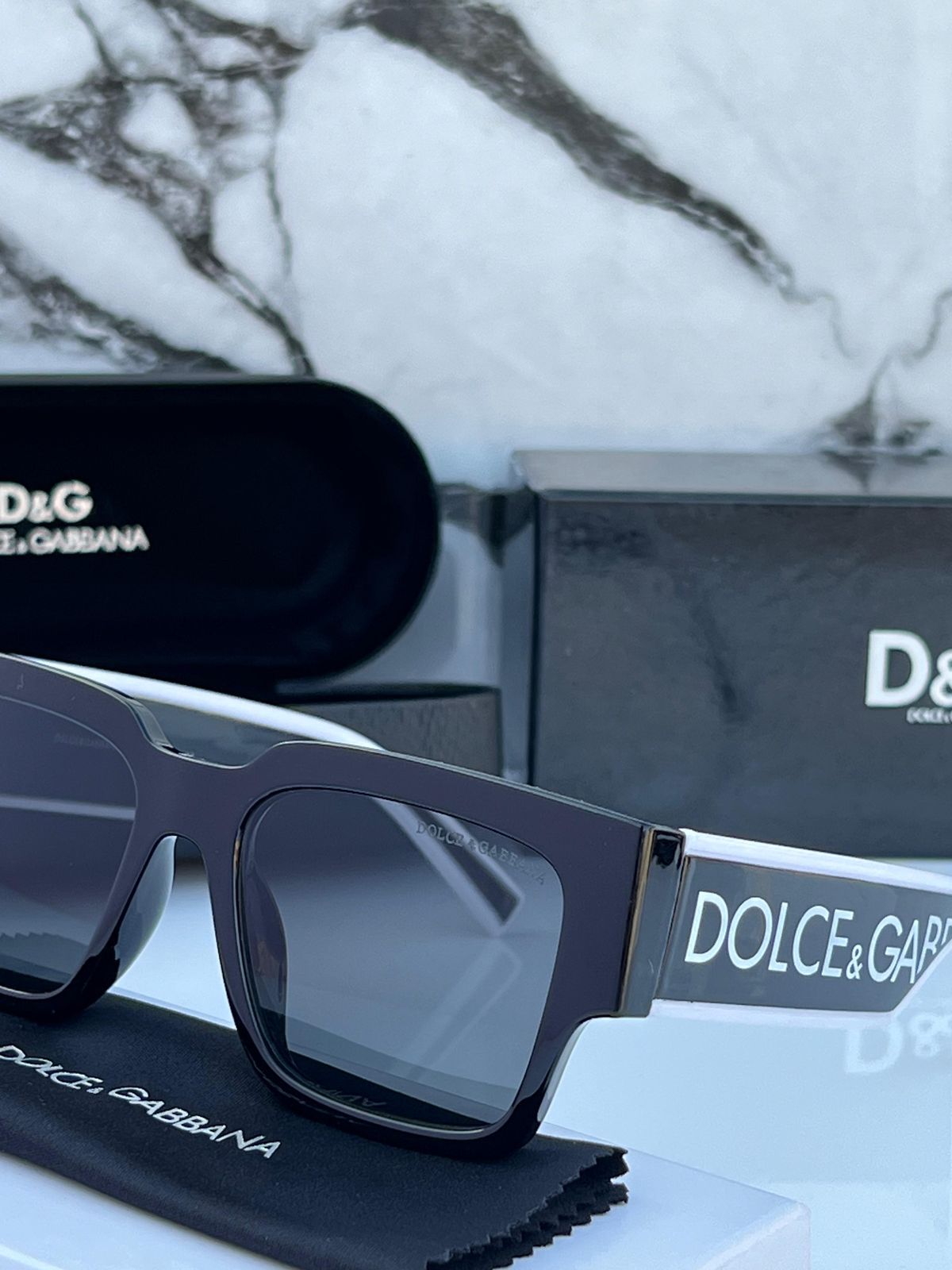 Celebrity inspired DG oversized sunglasses for men & women